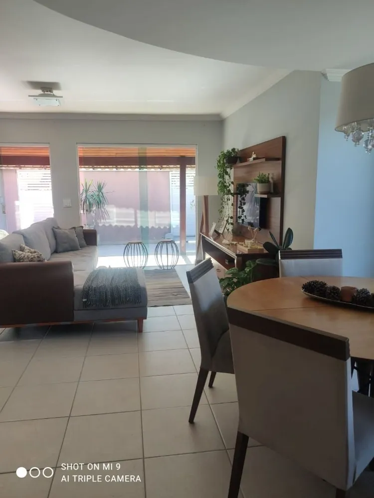 Casa, 3 quartos, 140 m² - Foto 4