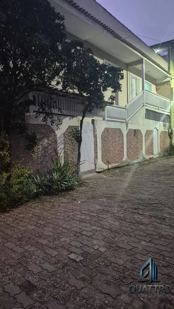Casa, 5 quartos, 220 m² - Foto 32