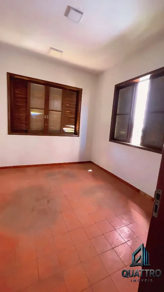Casa, 5 quartos, 190 m² - Foto 9