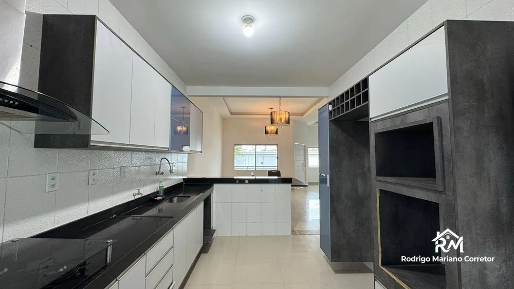 Casa, 4 quartos, 267 m² - Foto 37