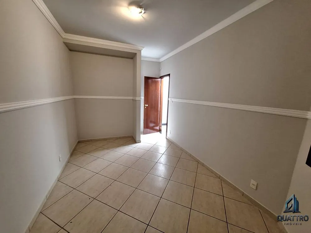 Casa, 5 quartos, 180 m² - Foto 4