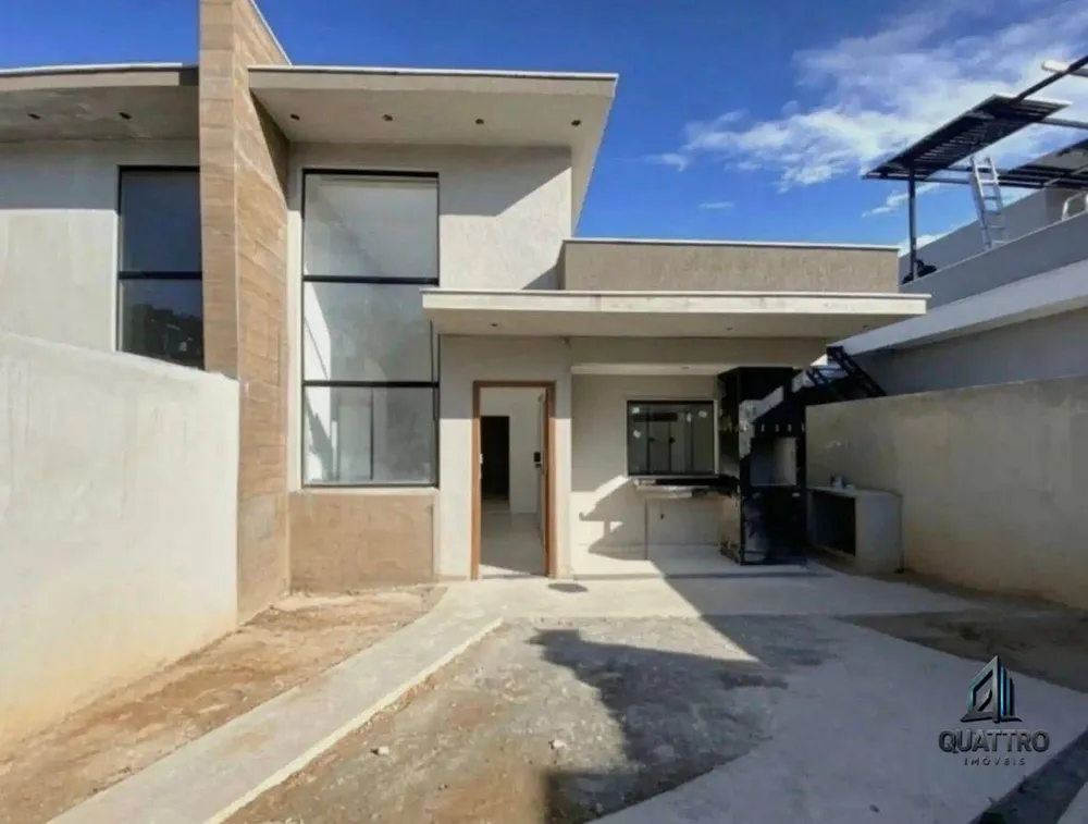 Casa, 3 quartos, 84 m² - Foto 1