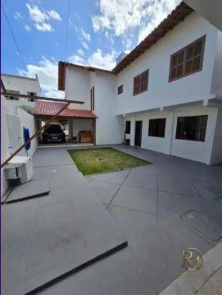 Casa, 5 quartos, 200 m² - Foto 1
