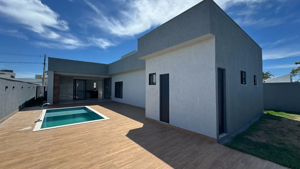 Casa, 3 quartos, 214 m² - Foto 2