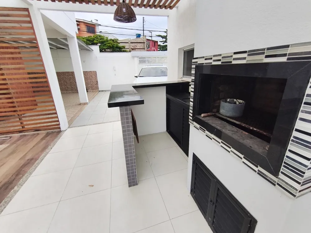 Casa, 4 quartos, 245 m² - Foto 8