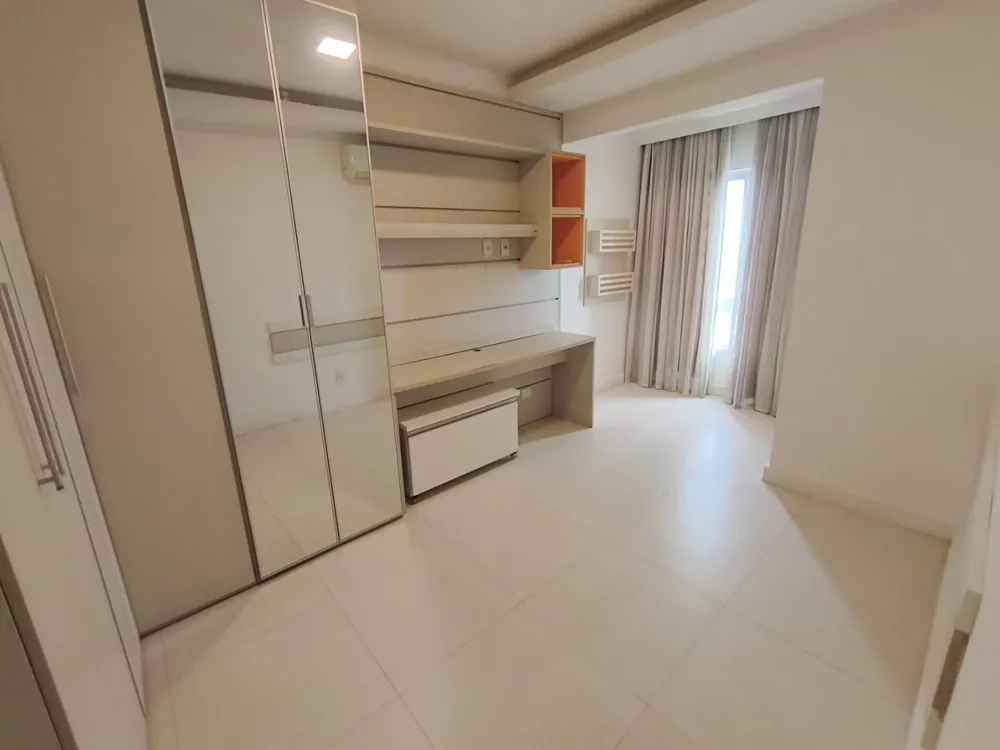 Casa, 4 quartos, 245 m² - Foto 41