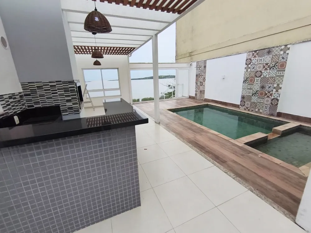 Casa, 4 quartos, 245 m² - Foto 2
