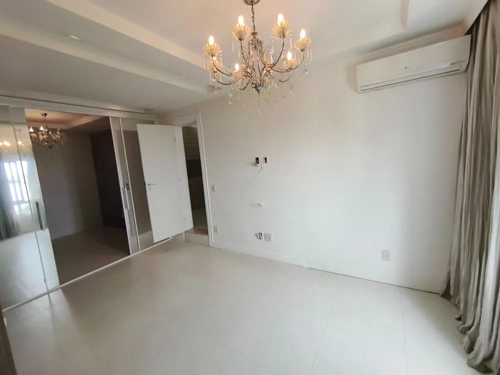 Casa, 4 quartos, 245 m² - Foto 61