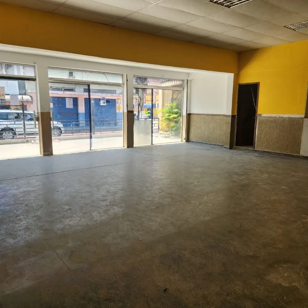 Loja-Salão, 221 m² - Foto 1