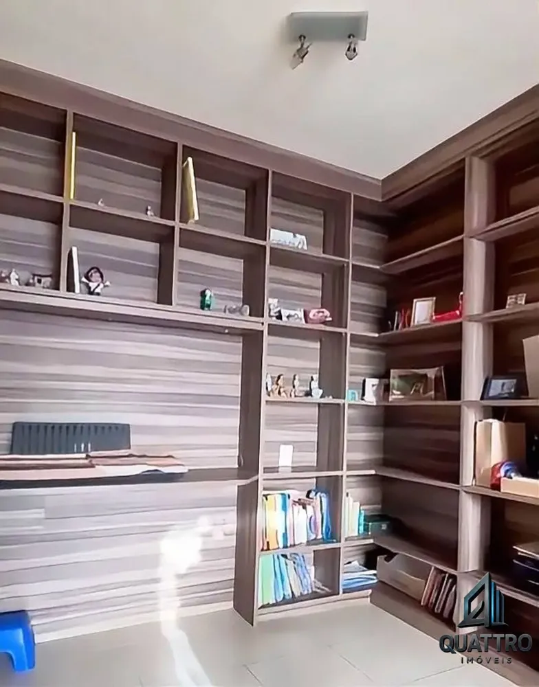 Casa, 3 quartos, 251 m² - Foto 17