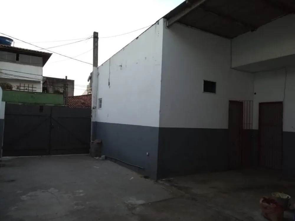 Depósito-Galpão, 240 m² - Foto 2