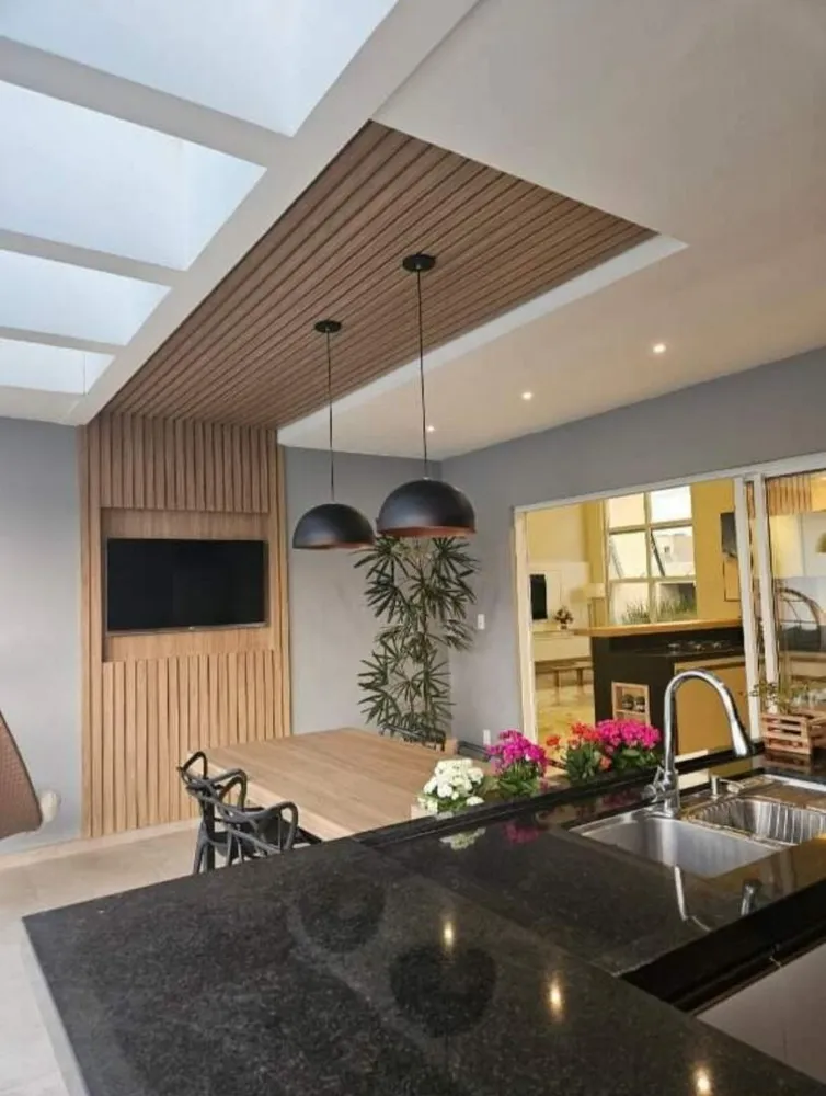 Casa, 3 quartos, 214 m² - Foto 4