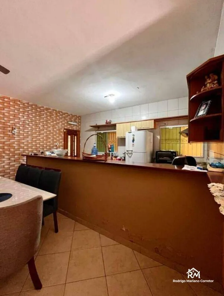 Casa, 3 quartos, 257 m² - Foto 9