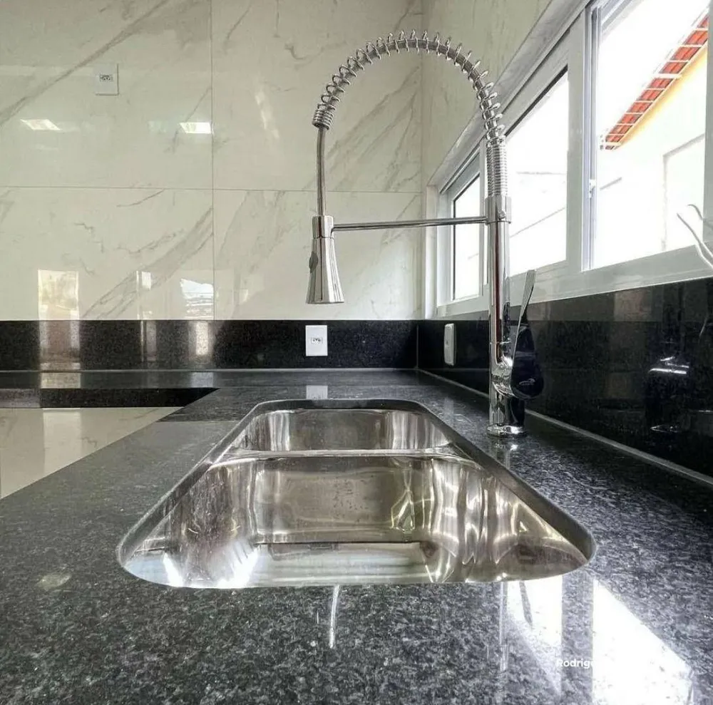 Casa, 4 quartos, 237 m² - Foto 9