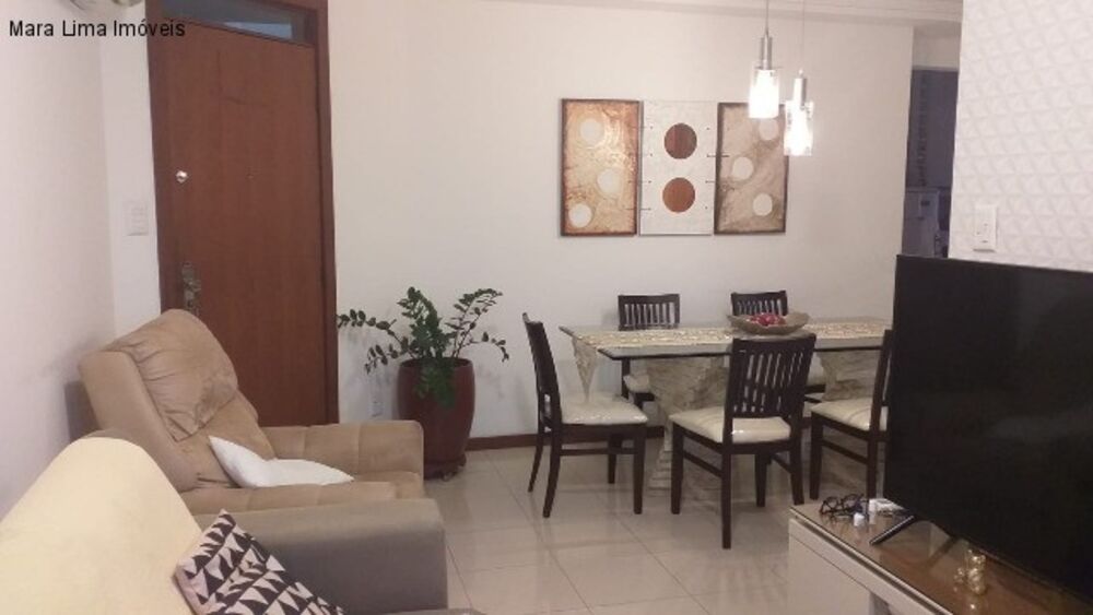 Apartamento à venda com 3 quartos, 75m² - Foto 2