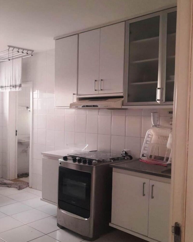 Apartamento à venda com 3 quartos, 76m² - Foto 2