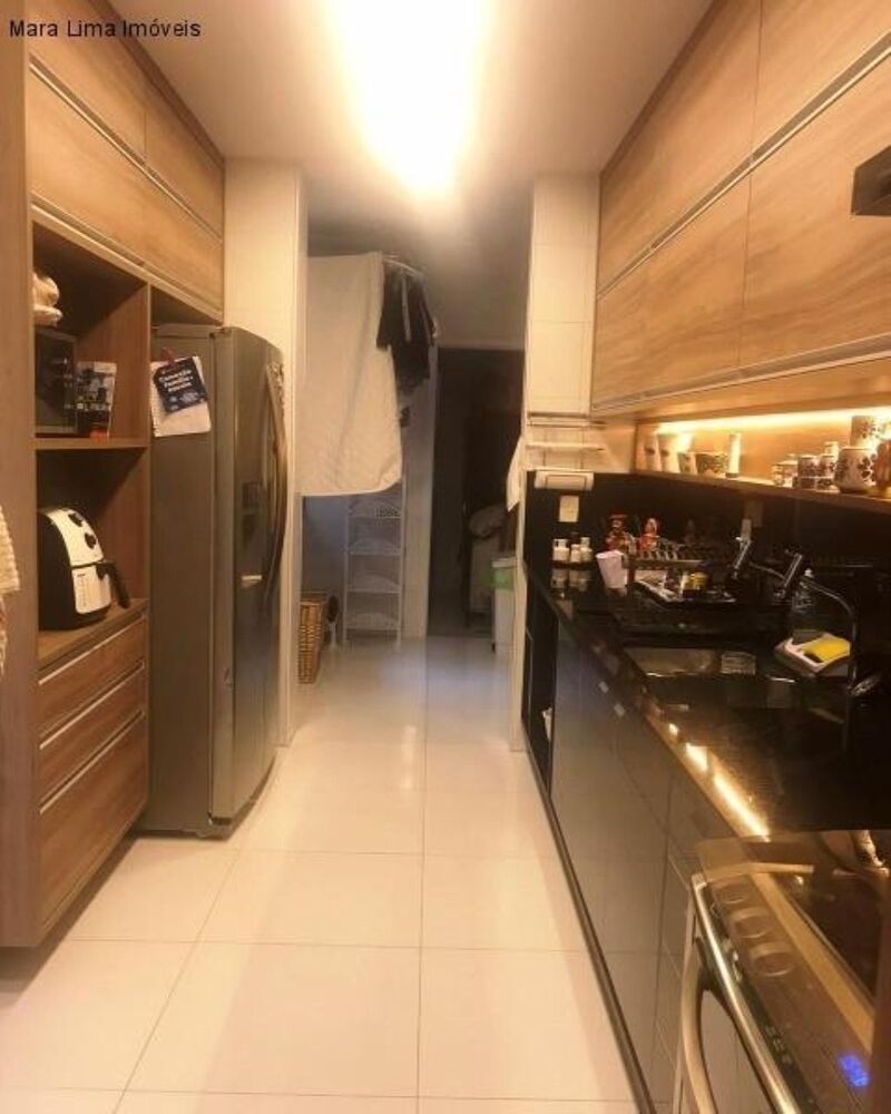 Apartamento, 3 quartos, 206 m² - Foto 2