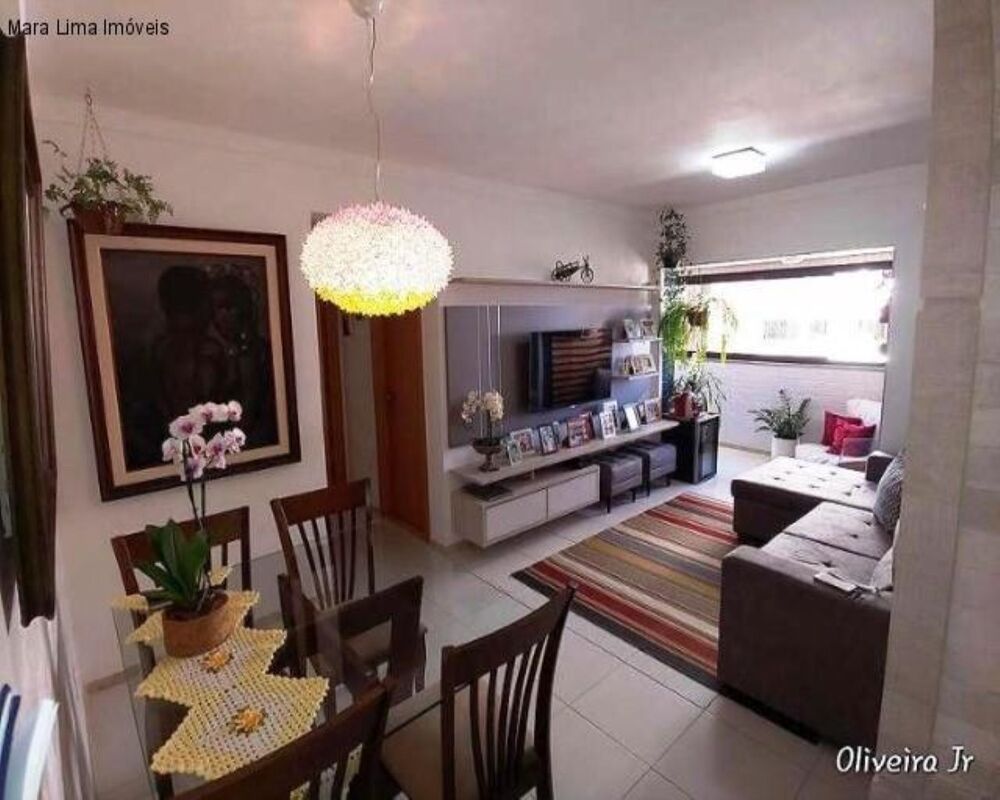 Apartamento à venda com 2 quartos, 72m² - Foto 1