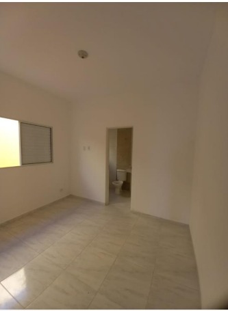 Casa à venda com 2 quartos, 70m² - Foto 12