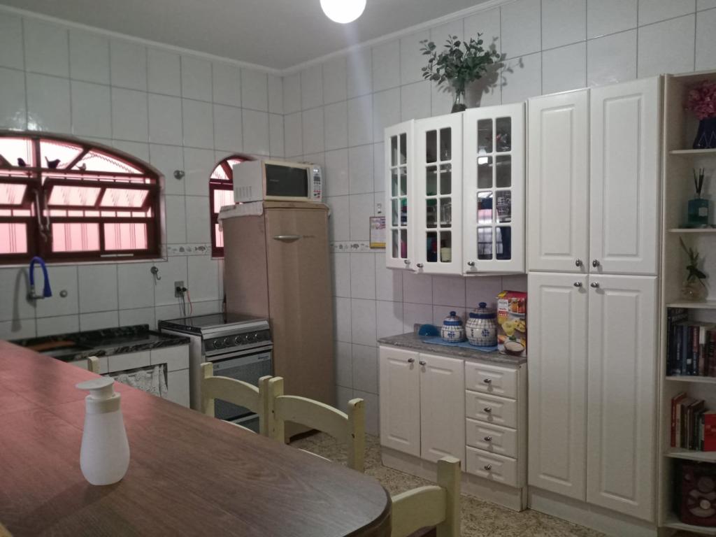 Casa à venda com 2 quartos, 60m² - Foto 26