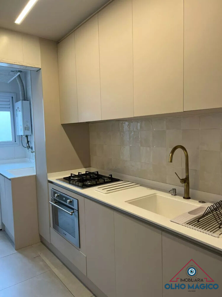 Apartamento à venda com 2 quartos, 82m² - Foto 2