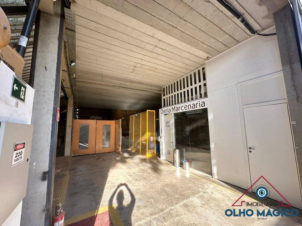 Depósito-Galpão-Armazém à venda, 400m² - Foto 1