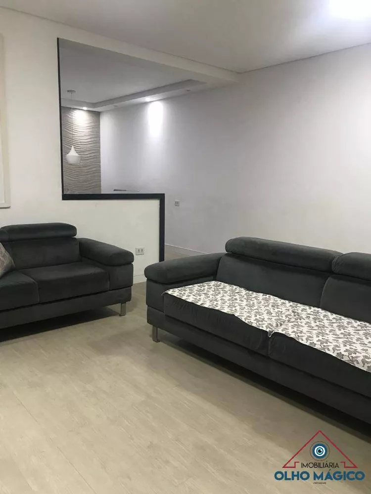 Sobrado à venda com 3 quartos, 200m² - Foto 2