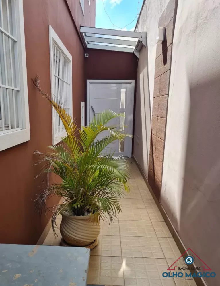 Sobrado à venda com 3 quartos, 145m² - Foto 1