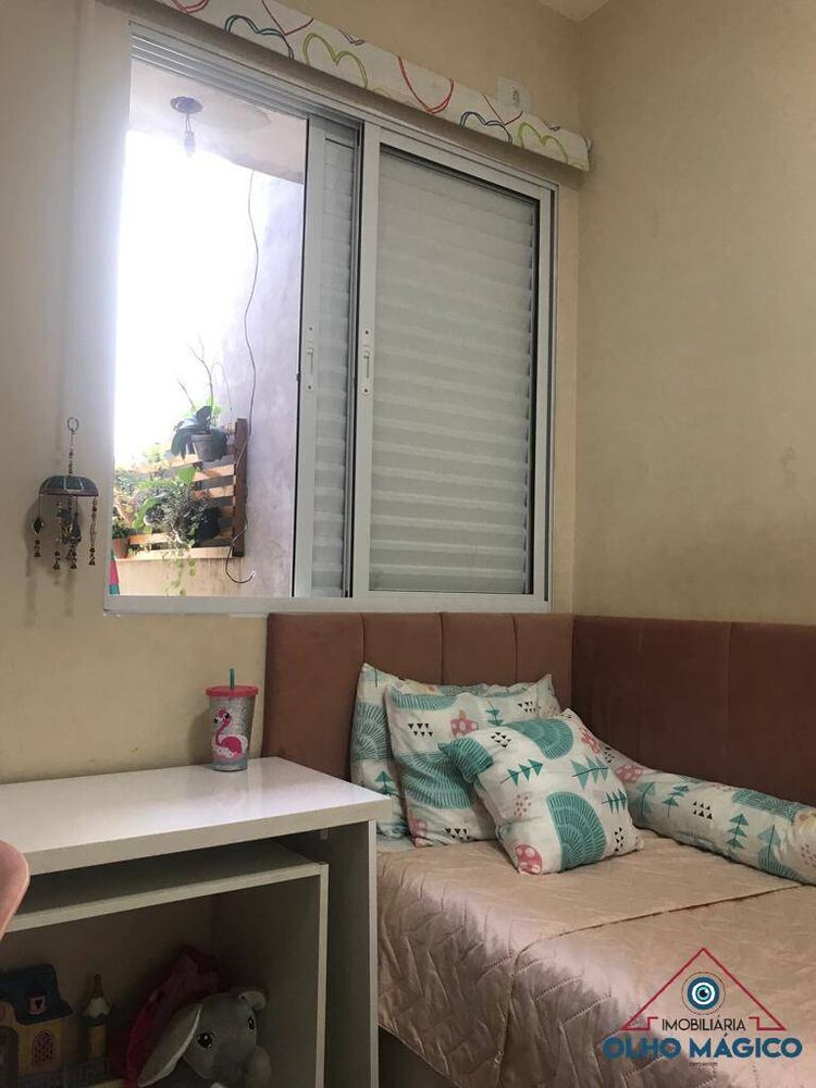 Sobrado à venda com 3 quartos, 200m² - Foto 2