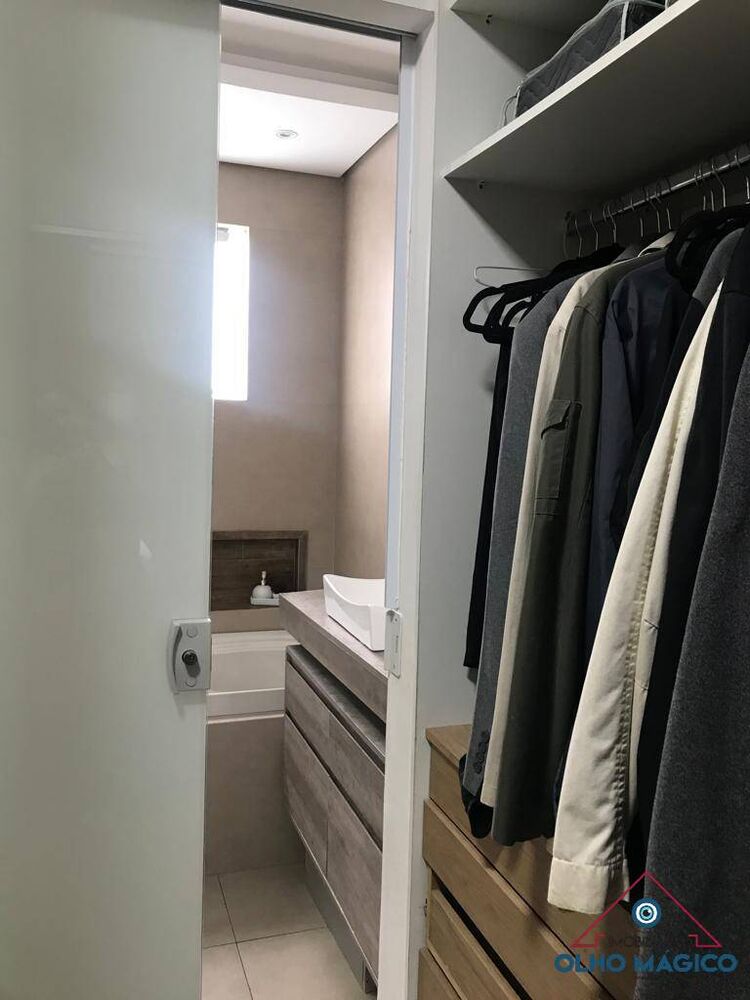 Sobrado à venda com 3 quartos, 200m² - Foto 4