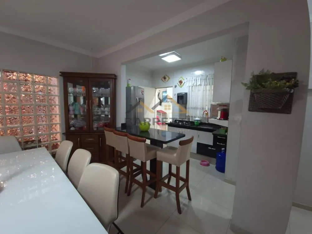 Sobrado, 3 quartos, 280 m² - Foto 2