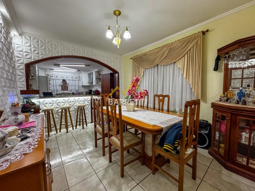 Casa, 3 quartos, 200 m² - Foto 4