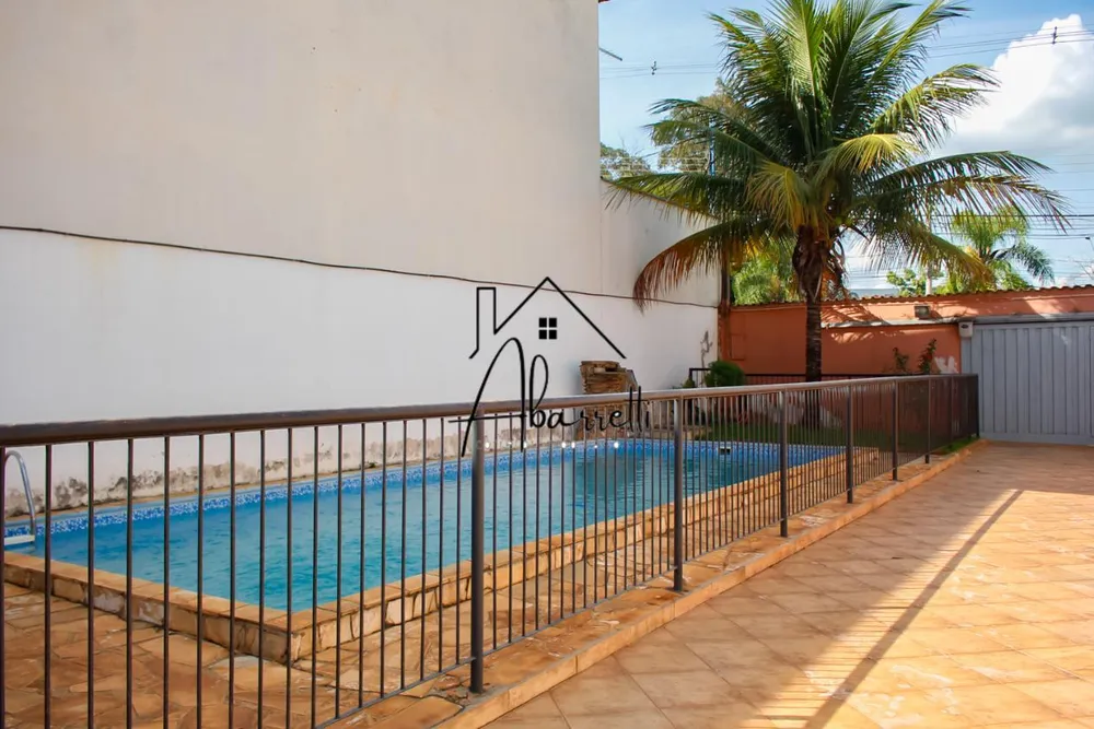 Casa, 4 quartos, 210 m² - Foto 2