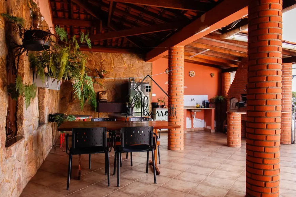 Casa, 4 quartos, 210 m² - Foto 4