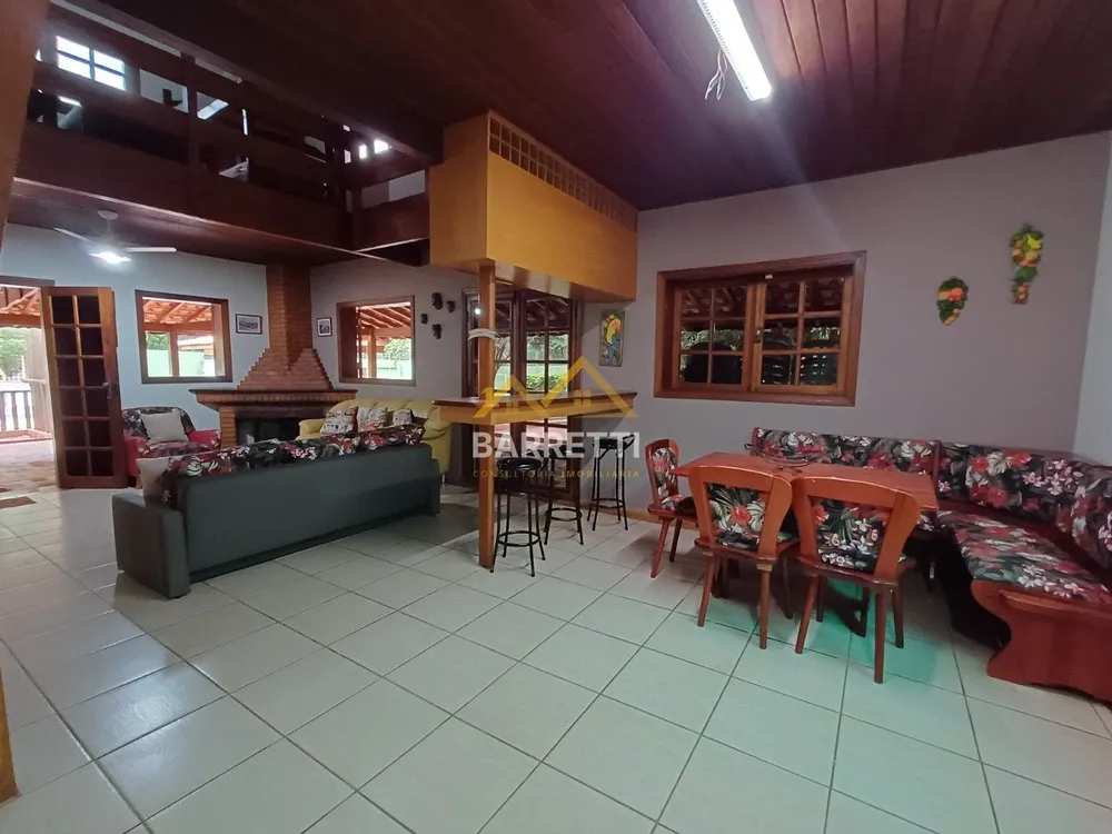 Chácara, 3 quartos, 2880 m² - Foto 2