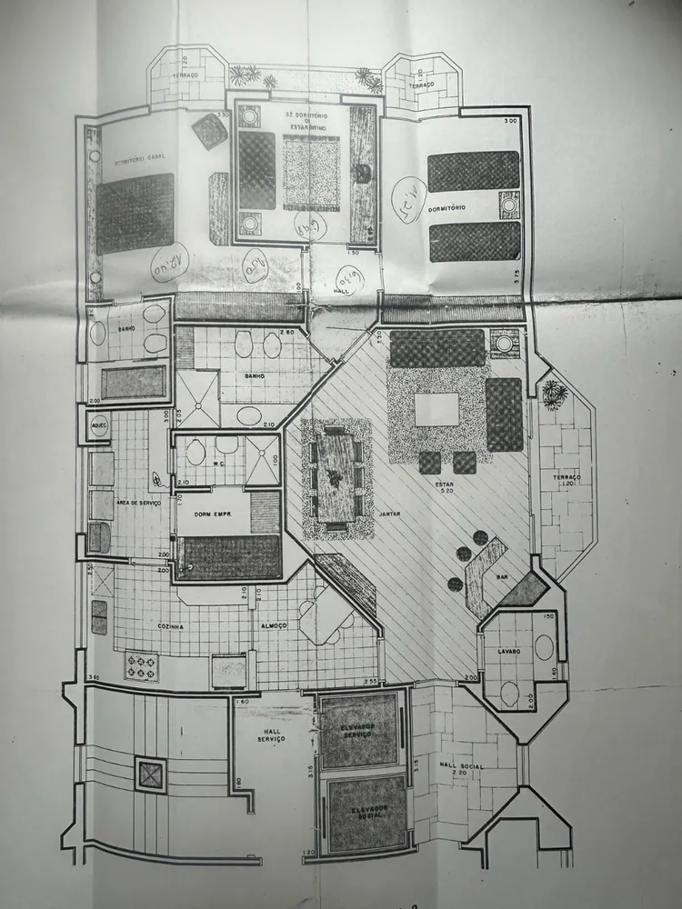 Apartamento, 3 quartos, 135 m² - Foto 2