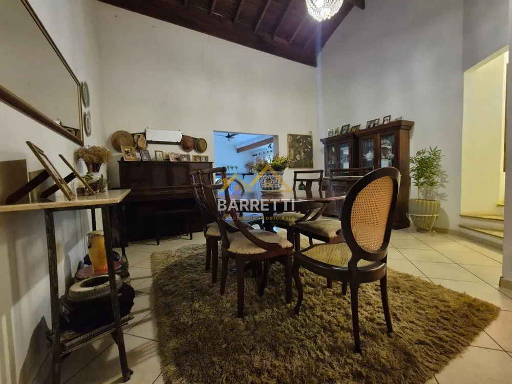 Chácara, 3 quartos, 1040 m² - Foto 1