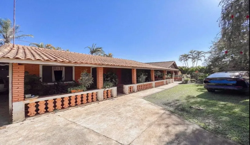 Chácara, 3 quartos, 2100 m² - Foto 2
