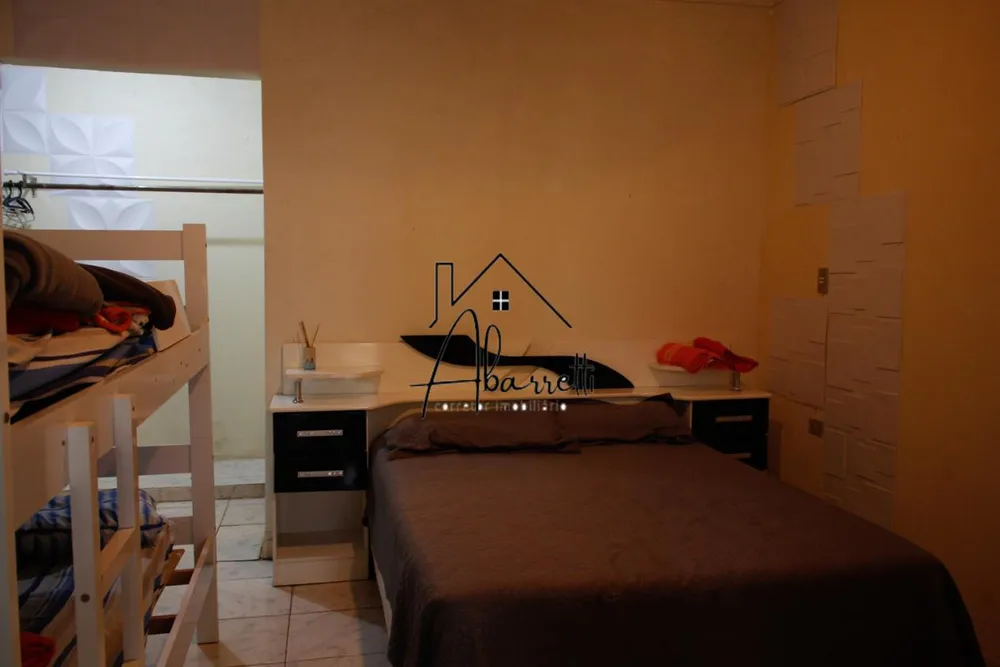 Chácara, 3 quartos, 1130 m² - Foto 1