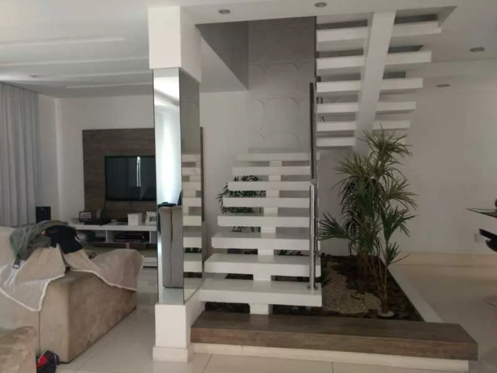 Casa de Condomínio à venda com 4 quartos, 295m² - Foto 4