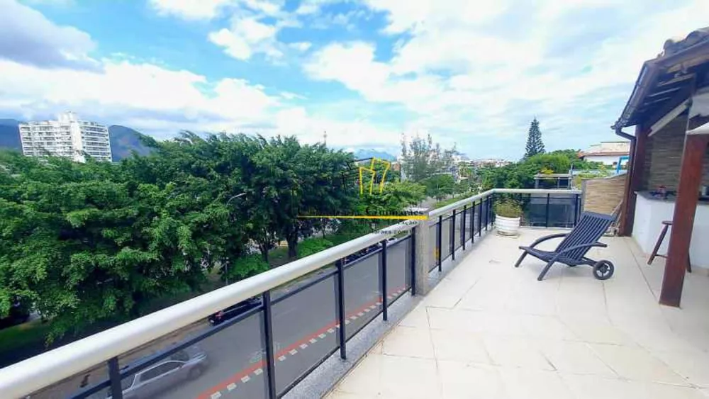 Cobertura, 3 quartos, 193 m² - Foto 2