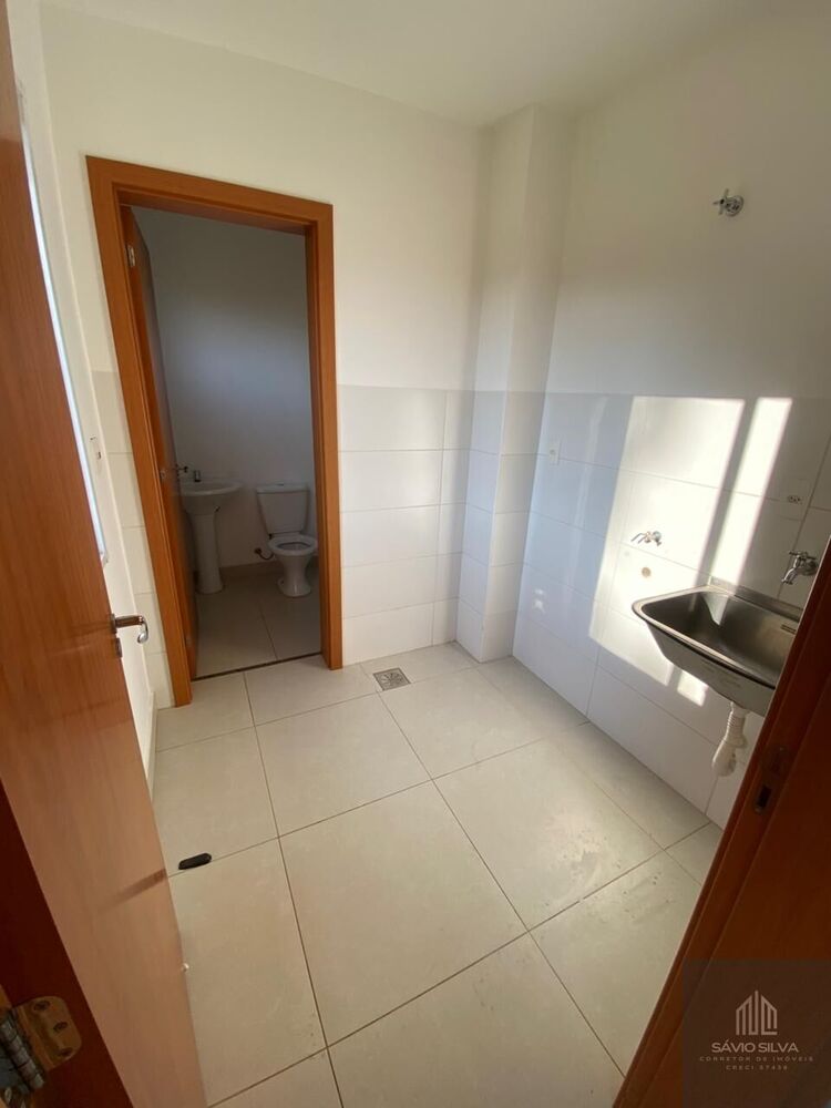 Casa à venda com 3 quartos, 160m² - Foto 3