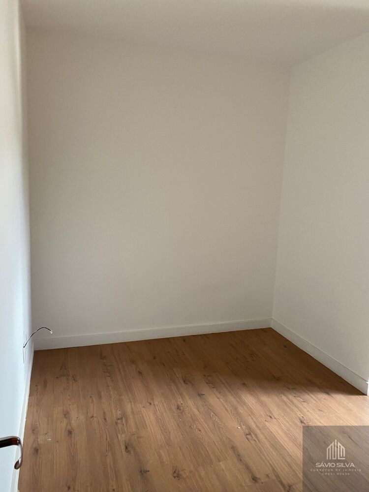 Casa à venda com 3 quartos, 160m² - Foto 4