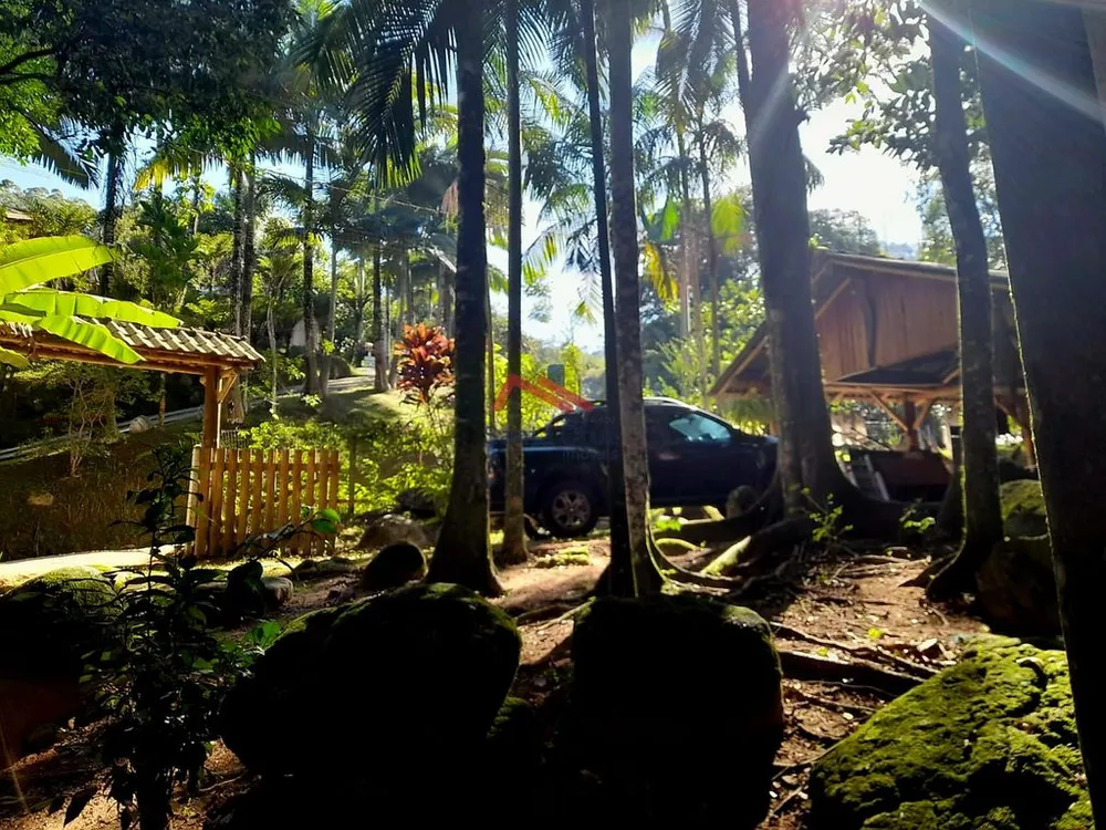 Chácara, 2 quartos, 1645 m² - Foto 1