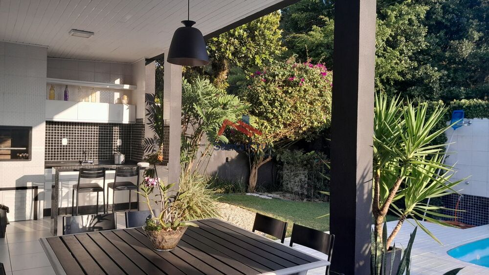 Casa de Condomínio à venda com 4 quartos, 512m² - Foto 9