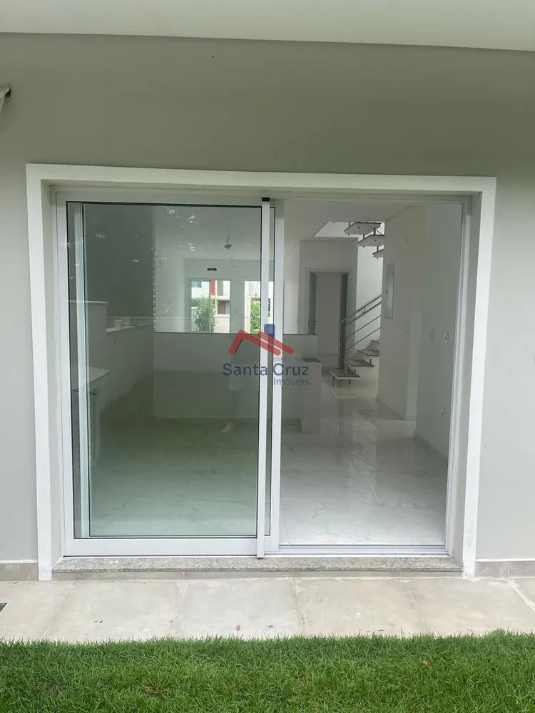 Sobrado, 4 quartos, 181 m² - Foto 1