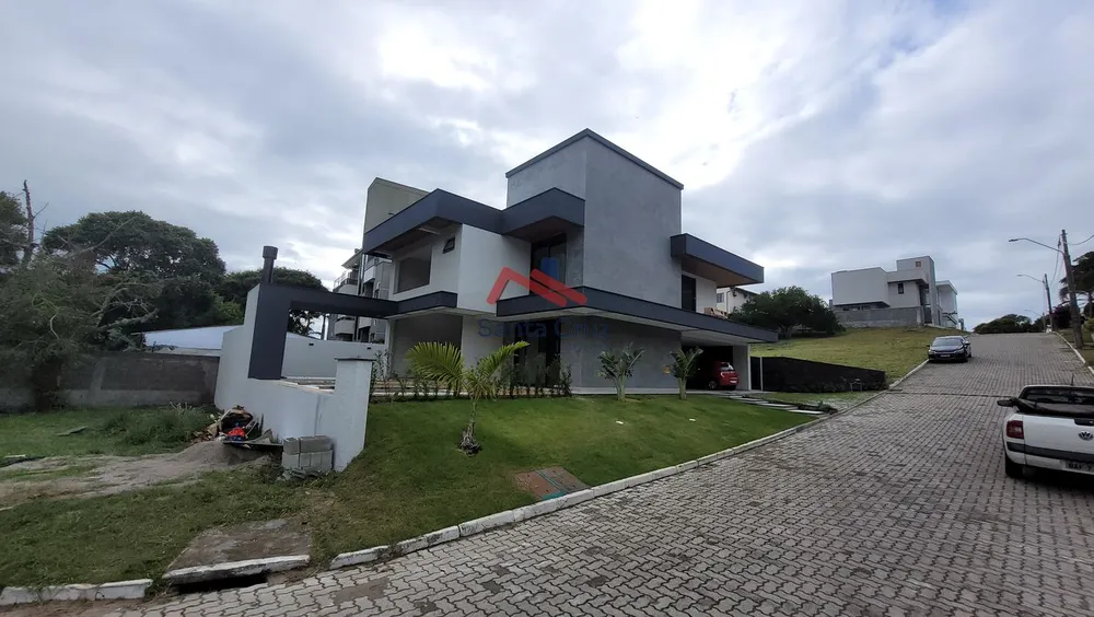 Sobrado, 4 quartos, 296 m² - Foto 1