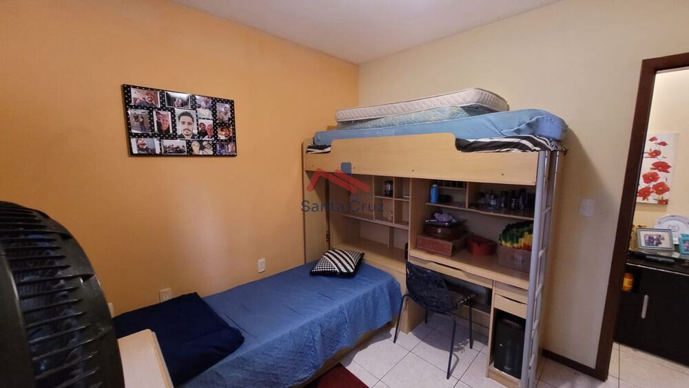 Sobrado à venda com 7 quartos, 256m² - Foto 4