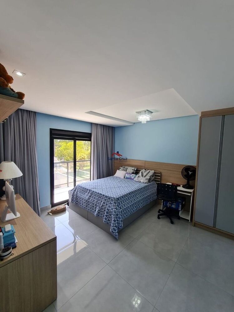 Casa de Condomínio à venda com 4 quartos, 268m² - Foto 1