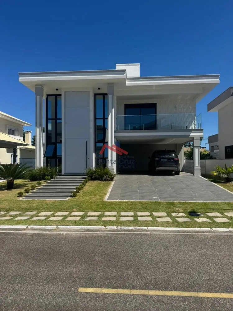 Sobrado, 4 quartos, 225 m² - Foto 1